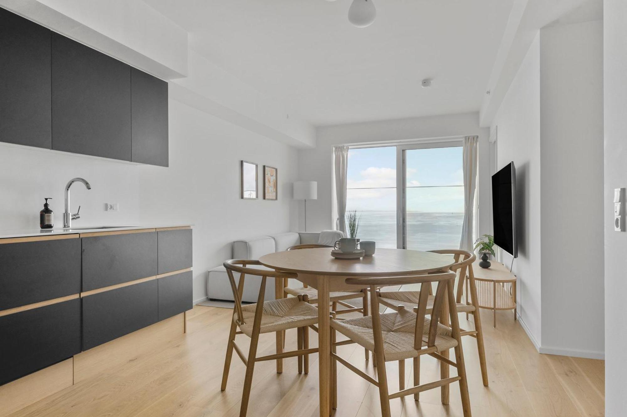 شقة Endless Ocean Views With Private Balcony Århus المظهر الخارجي الصورة
